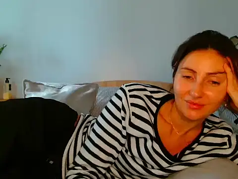 Irina9793 online show from 11-13-25, 09:08