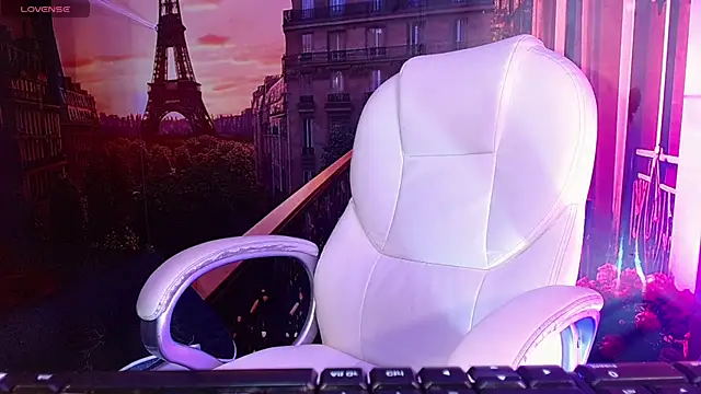 Gabi Prince online show from 10-21-25, 07:14