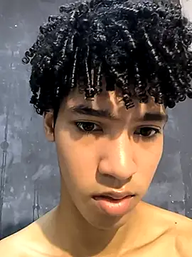 Snapshot of Thony444 chatting on 03-10-25, 12:07 Thony444 online show from 03-10-25, 12:07