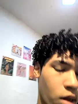 Snapshot of Thony444 chatting on 03-15-25, 09:05 Thony444 online show from 03-15-25, 09:05