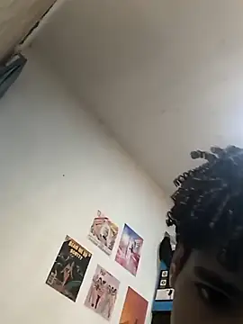 Snapshot of Thony444 chatting on 03-16-25, 09:05 Thony444 online show from 03-16-25, 09:05