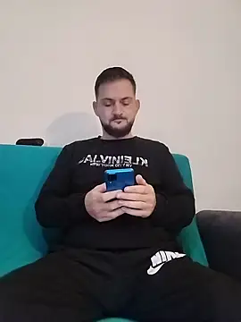 Snapshot of iurinicola chatting on 02-19-26, 02:40 iurinicola online show from 02-19-26, 02:40