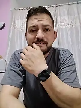 Snapshot of iurinicola chatting on 05-22-26, 03:28 iurinicola online show from 05-22-26, 03:28