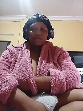Snapshot of JuicyMilkyTizzy chatting on 06-17-26, 07:55 JuicyMilkyTizzy online show from 06-17-26, 07:55