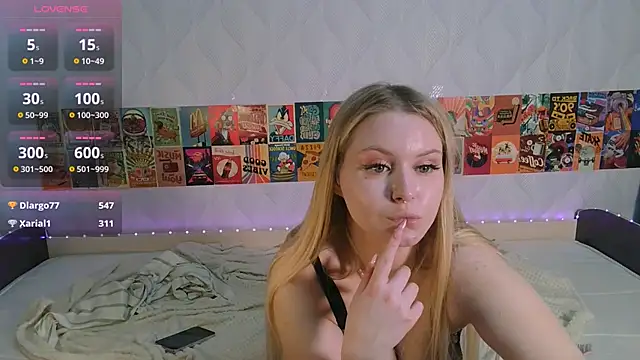 Snapshot of Beatrice_7 chatting on 03-13-25, 04:12 Beatrice 7 online show from 03-13-25, 04:12