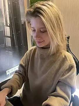 Snapshot of amorearte_m chatting on 03-11-25, 09:48 amorearte m online show from 03-11-25, 09:48