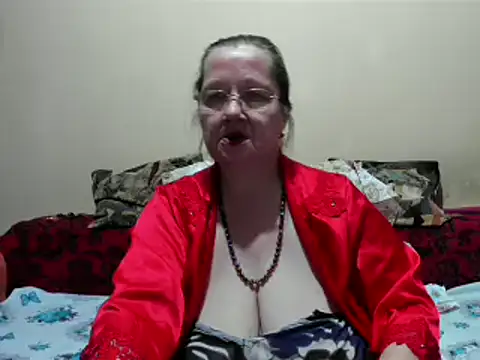 Snapshot of SingleMILF chatting on 03-12-25, 10:48 SingleMILF online show from 03-12-25, 10:48