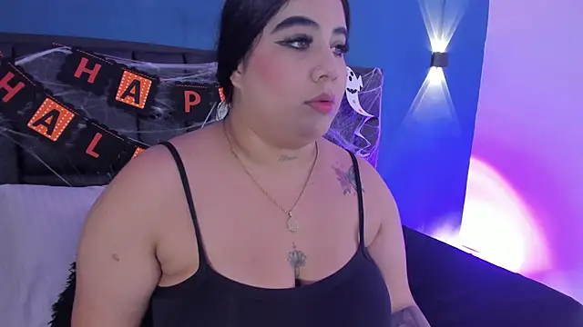 DANESKA HILLER online show from 10-30-25, 07:25