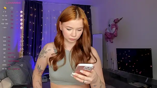 dinky  emily online show from 03-01-25, 03:38