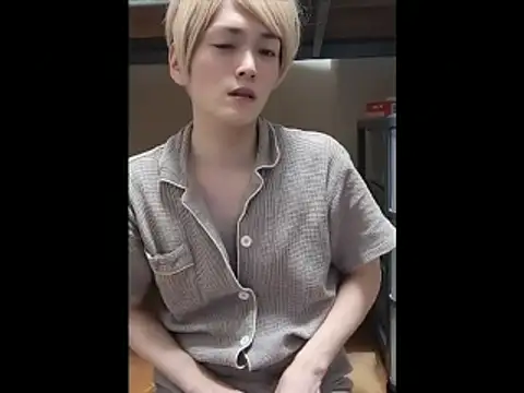 Snapshot of mgnhiroyuki chatting on 07-10-26, 02:49 mgnhiroyuki online show from 07-10-26, 02:49