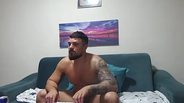 Snapshot of Tiberius_hunk chatting on 09-26-25, 05:50 Tiberius hunk online show from 09-26-25, 05:50