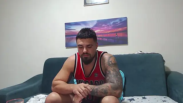 Snapshot of Tiberius_hunk chatting on 10-17-25, 06:16 Tiberius hunk online show from 10-17-25, 06:16