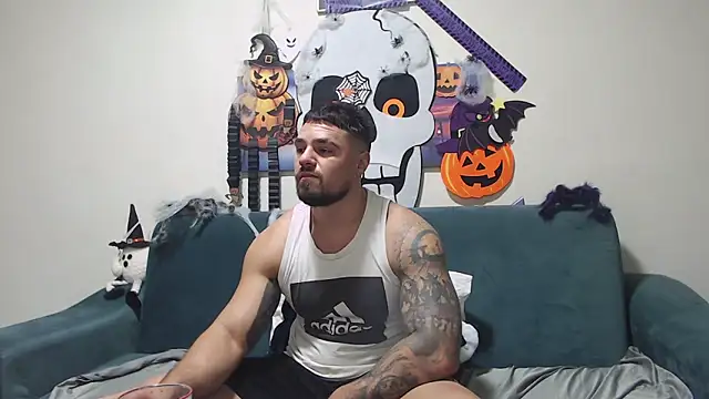 Snapshot of Tiberius_hunk chatting on 11-07-25, 07:08 Tiberius hunk online show from 11-07-25, 07:08