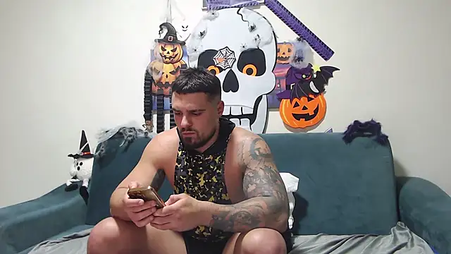 Snapshot of Tiberius_hunk chatting on 11-07-25, 07:25 Tiberius hunk online show from 11-07-25, 07:25