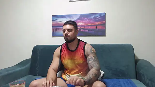 Snapshot of Tiberius_hunk chatting on 11-20-25, 04:56 Tiberius hunk online show from 11-20-25, 04:56