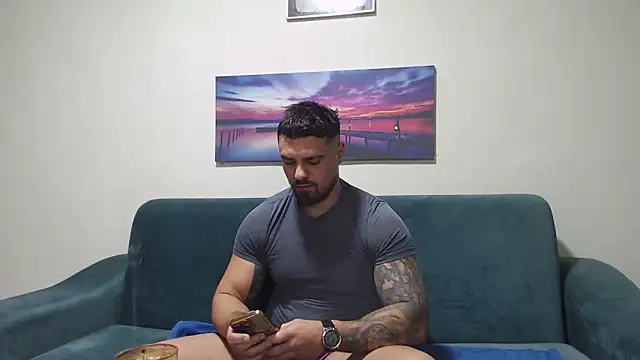 Snapshot of Tiberius_hunk chatting on 11-23-25, 06:46 Tiberius hunk online show from 11-23-25, 06:46