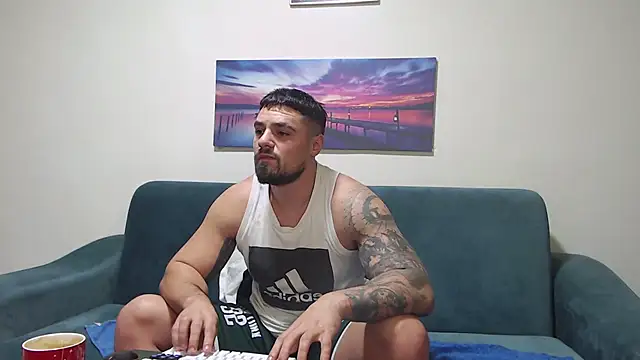 Snapshot of Tiberius_hunk chatting on 11-28-25, 07:33 Tiberius hunk online show from 11-28-25, 07:33