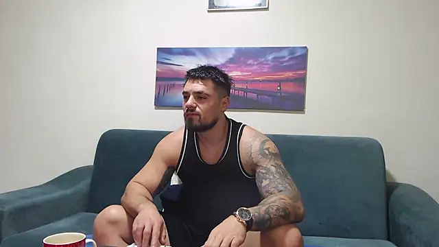 Snapshot of Tiberius_hunk chatting on 11-29-25, 07:55 Tiberius hunk online show from 11-29-25, 07:55