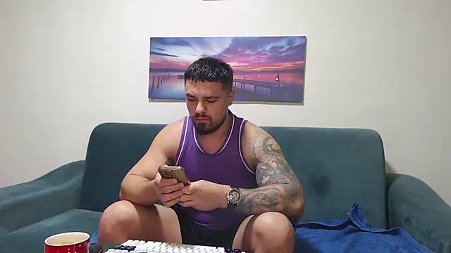 Snapshot of Tiberius_hunk chatting on 11-30-25, 10:19 Tiberius hunk online show from 11-30-25, 10:19