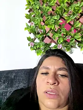 sofia 23x online show from 10-10-25, 12:48