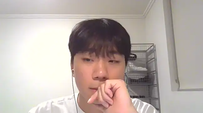 sdamvo2 online show from 03-03-25, 01:42