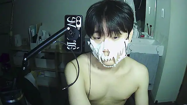 Snapshot of sdamvo2 chatting on 02-26-26, 01:32 sdamvo2 online show from 02-26-26, 01:32