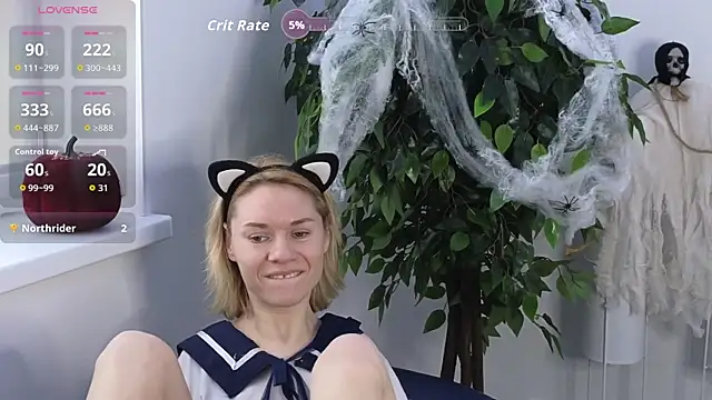 Snapshot of EmmaGallen chatting on 10-28-25, 08:51 EmmaGallen online show from 10-28-25, 08:51