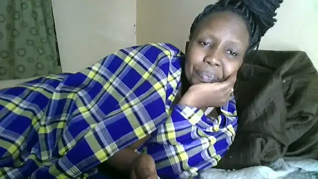 Snapshot of Squirt_Goddesss chatting on 12-18-25, 08:48 Squirt Goddesss online show from 12-18-25, 08:48