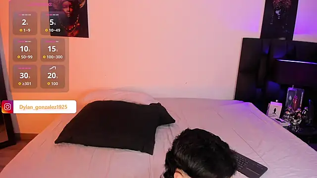 Snapshot of Dylan_Turnerr chatting on 05-26-26, 04:08 Dylan Turnerr online show from 05-26-26, 04:08