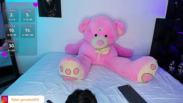 Dylan Turnerr online show from 07-11-26, 05:32