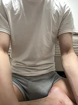 Snapshot of jae_yuu chatting on 03-19-25, 03:19 jae yuu online show from 03-19-25, 03:19