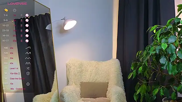 christie luv online show from 03-13-25, 10:32