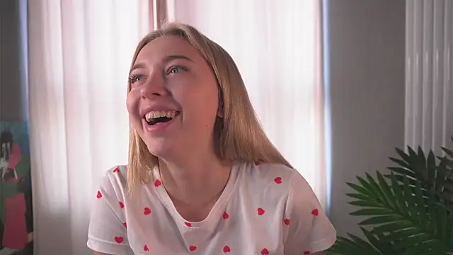 christie luv online show from 10-03-25, 07:05