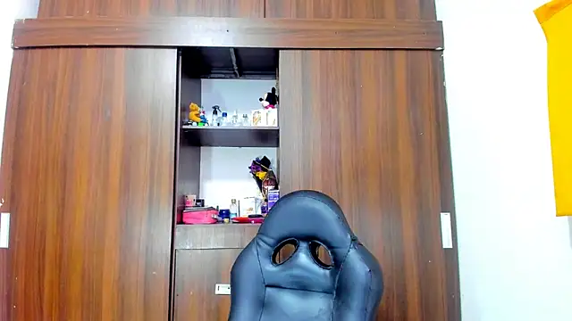 Dreamastercum  online show from 10-14-25, 01:12