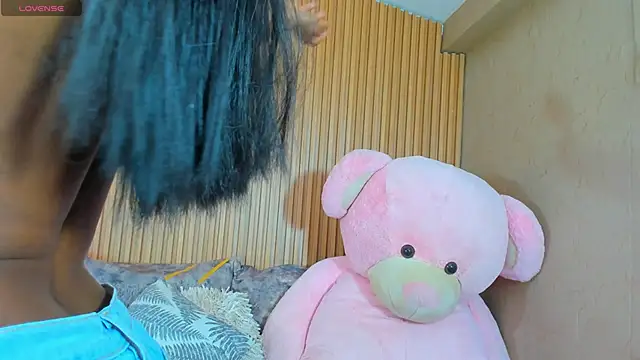 AlexiaAbbey online show from 04-17-26, 06:33