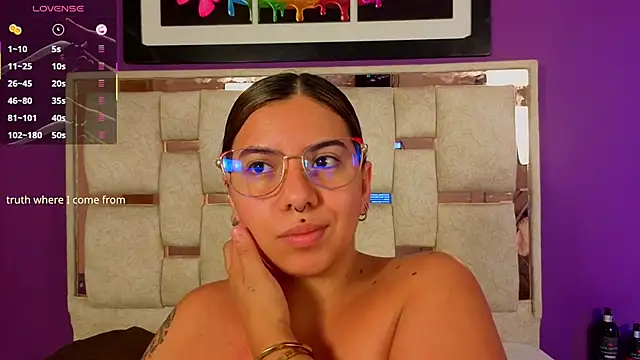 emilyy cooperr online show from 04-17-26, 01:14