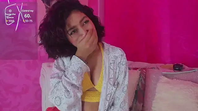 Zoe-S online show from 03-18-25, 01:09