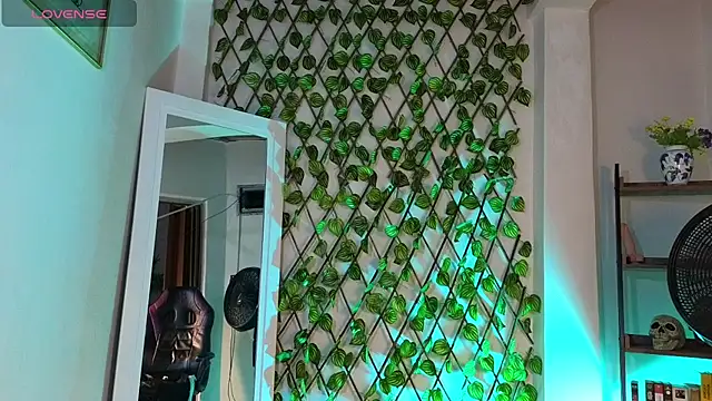 Snapshot of demimoore222 chatting on 03-18-25, 12:05 demimoore222 online show from 03-18-25, 12:05