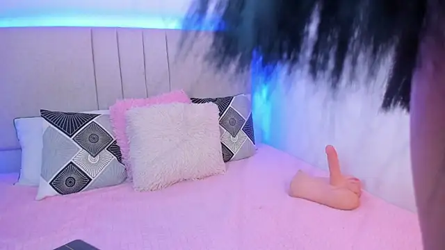 SusanSimpson16 online show from 03-24-26, 07:30