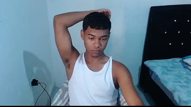 Snapshot of Jampier_sexyboy chatting on 03-12-25, 12:36 Jampier sexyboy online show from 03-12-25, 12:36