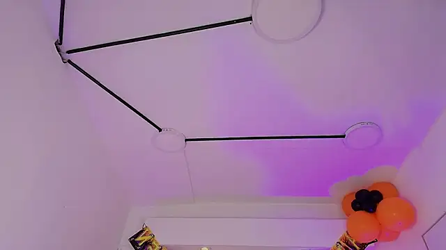 Jonas Rivers online show from 10-16-25, 01:01