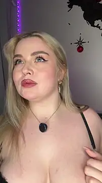 Snapshot of April_Vancee chatting on 02-08-26, 02:20 April Vancee online show from 02-08-26, 02:20