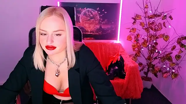 Snapshot of Miss_Alice_Silver chatting on 11-29-25, 04:10 Miss Alice Silver online show from 11-29-25, 04:10