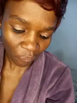 Missvixen81 online show from 05-22-26, 05:03