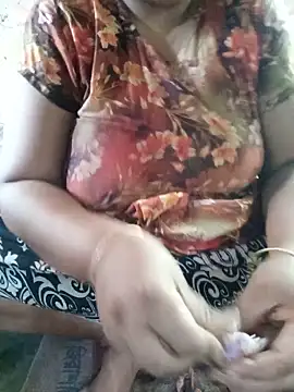 Snapshot of Pakhi_Couple_69 chatting on 06-20-26, 06:49 Pakhi Couple 69 online show from 06-20-26, 06:49