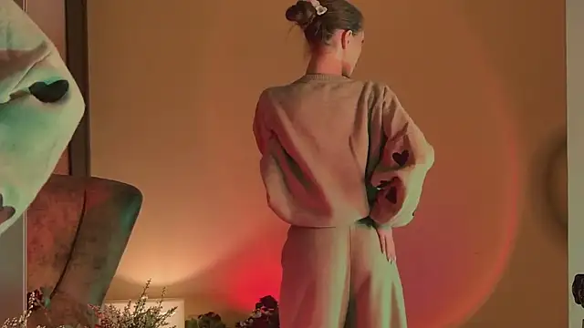 Amanda River online show from 09-14-25, 07:57