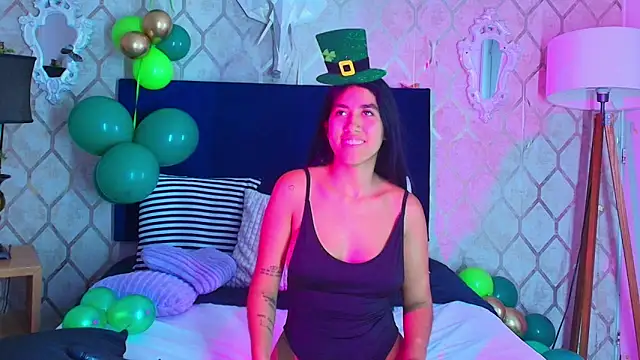 Mia Montess online show from 03-14-25, 06:29