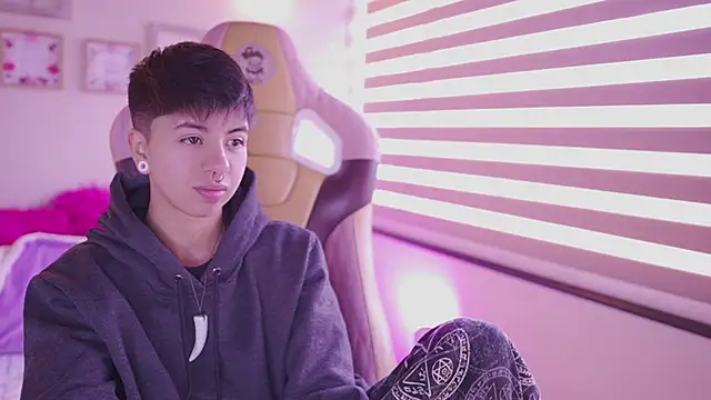 tommy blue online show from 03-16-26, 01:04