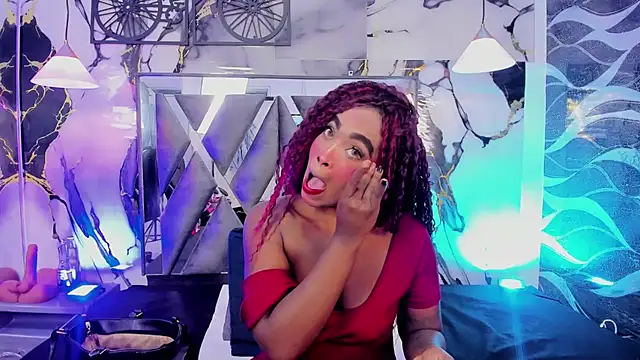 CandyMartinez  online show from 06-01-26, 08:32