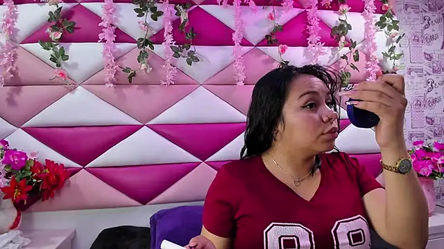  Violeta 18 online show from 11-06-25, 02:56